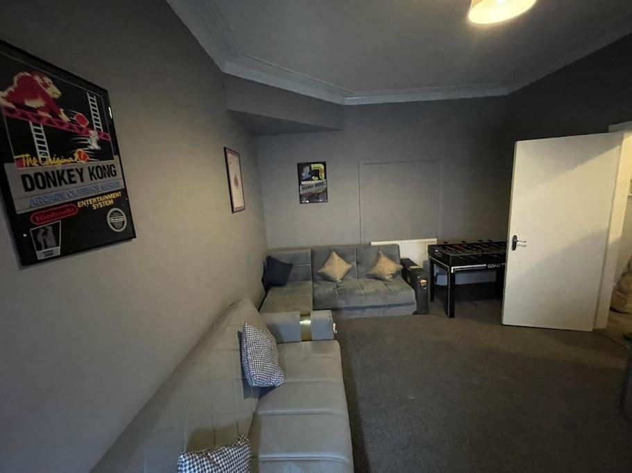 30 Percent Off Weekly Stays - 6 Bedroom House - 11 Beds بلاكبول المظهر الخارجي الصورة
