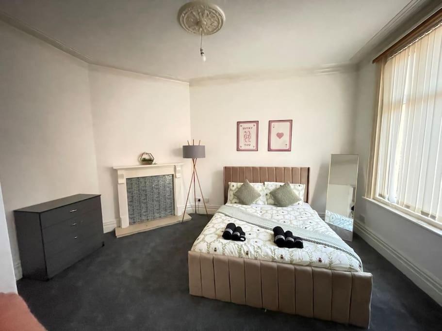 30 Percent Off Weekly Stays - 6 Bedroom House - 11 Beds بلاكبول المظهر الخارجي الصورة